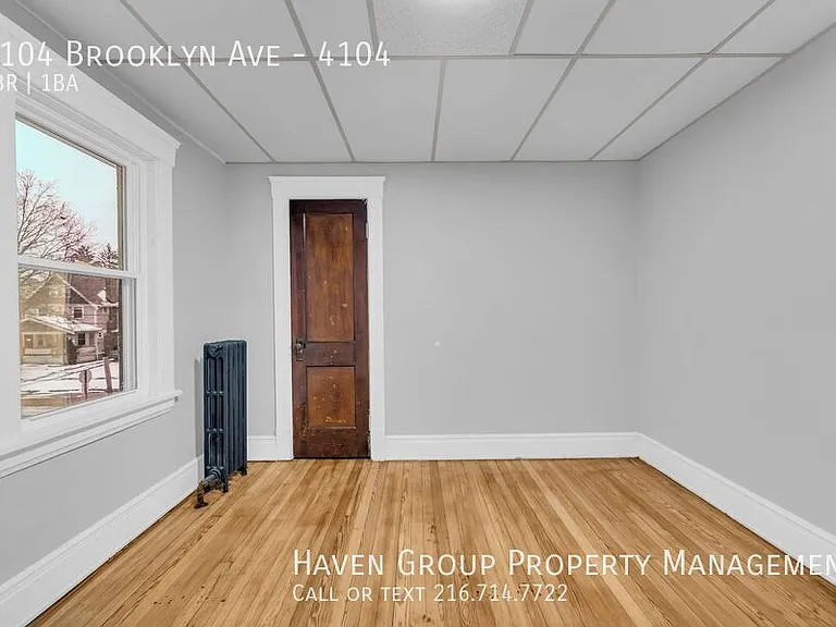 4104 Brooklyn Ave #4104 — Photo 16