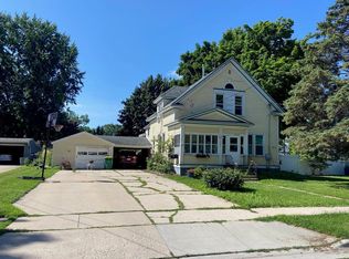 1592 Franz Ave, Green Bay, WI 54302