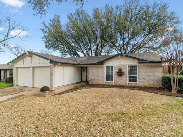 3309 Spring Meadows Dr, Arlington, TX 76014