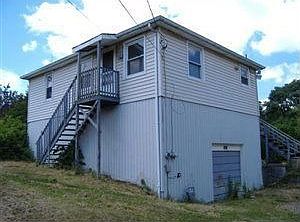 2nd image of 395 Oak Way