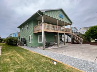 1410 N Topsail Dr, Surf City, NC 28445
