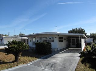 5320 Amanda St, Zephyrhills, FL 33542