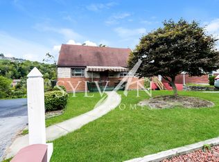 6330 Helen St, South Park, PA