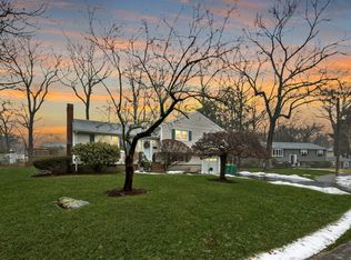 43 Westover Pkwy, Norwood, MA 02062