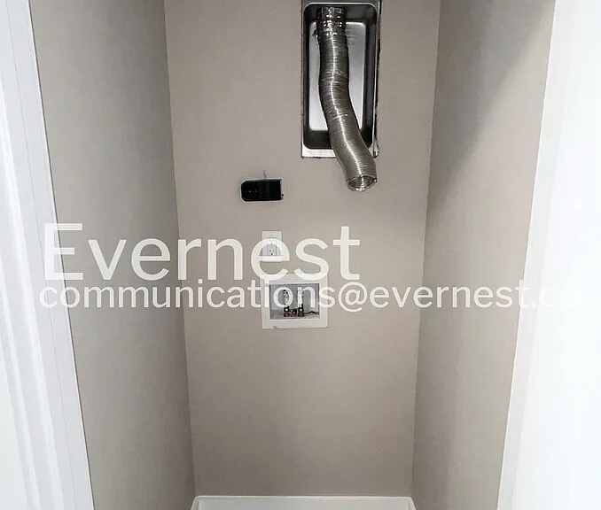305 Jeffries Way — Photo 19