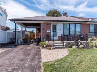 714 Cortez Ave, Pickering, ON L1W 1Y4