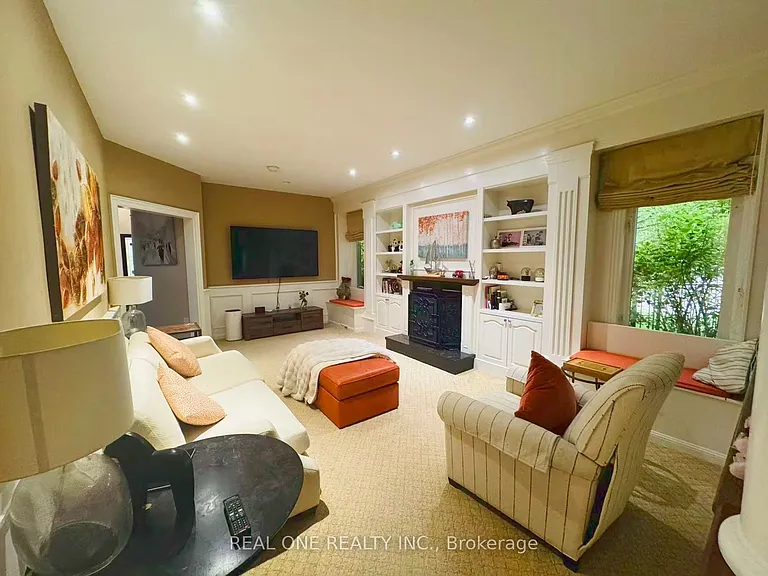 2361 Silverwood Dr — Photo 19