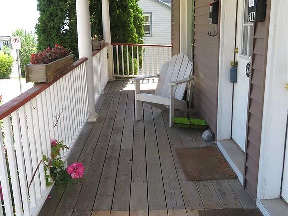 3rd image of 507-511 N Lake Ave