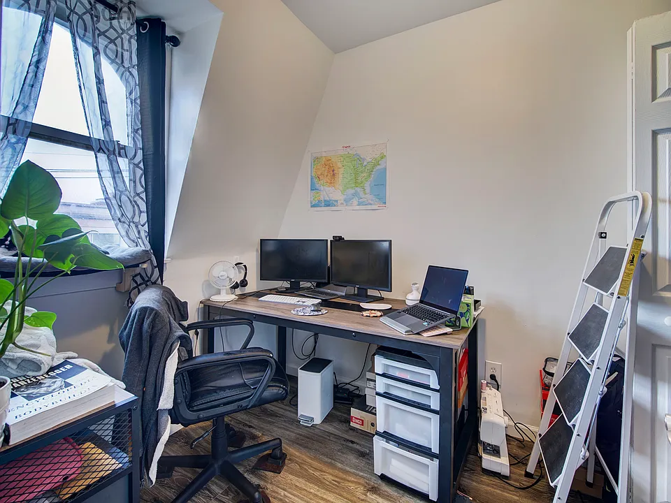 151 Culver Ave #3