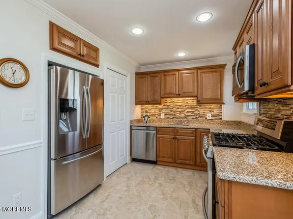 30 Corrigan Avenue, Pine Beach, NJ 08741