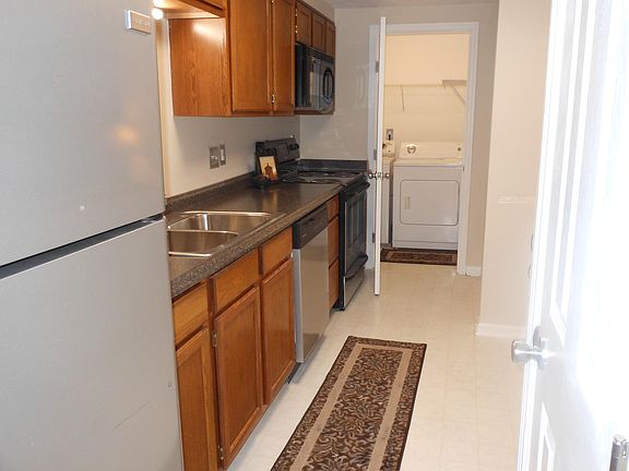 Kitchen/Laundry