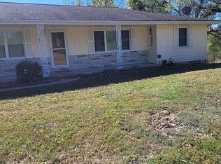 6295 Hilltop Rd, Villa Ridge, MO 63089