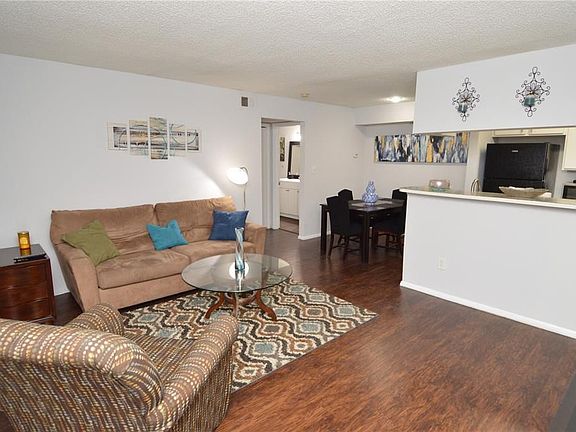 3rd image of 8718 Mallard Reserve Dr Unit 104