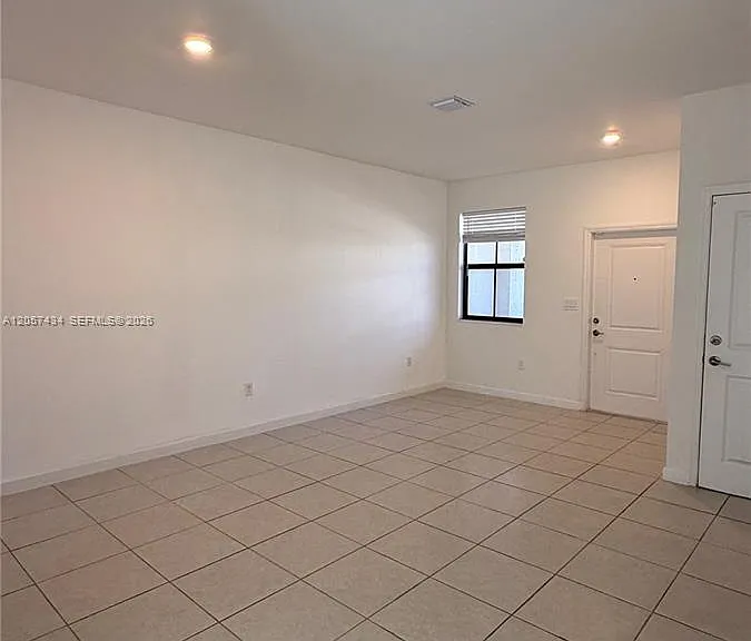 24580 SW 119th Ct #24580 — Photo 3