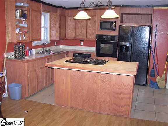 5th image of 2807 E North St