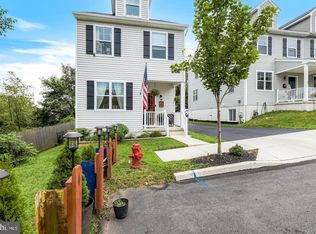 26 High St, Phoenixville, PA 19460