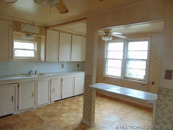 3rd image of 448 S 67th East Ave