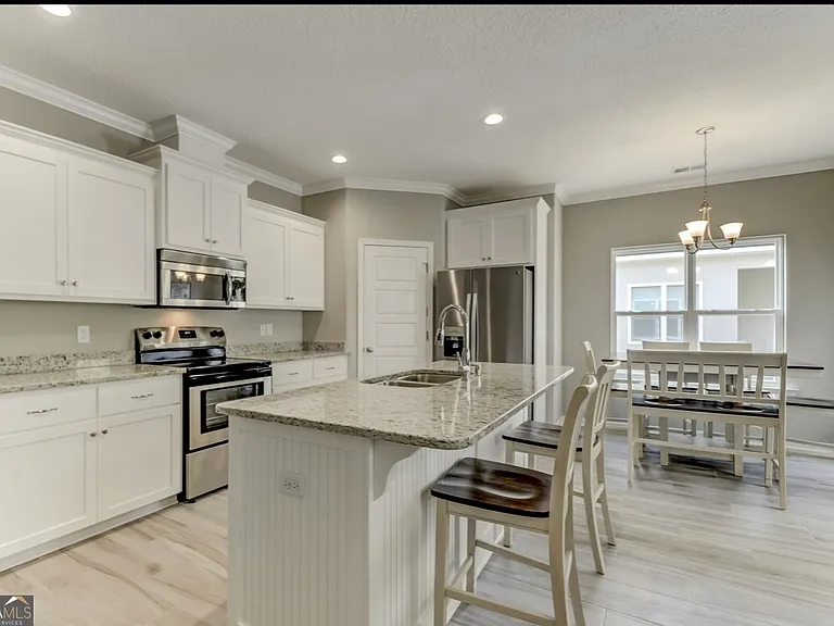 123 Gary Cir — Photo 4