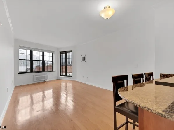 7 Prospect St Unit 303 #303, Morristown Town, NJ 07960