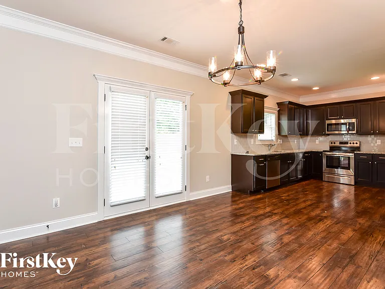 2101 Braswell Ln — Photo 4