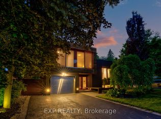 26 Richmond Dr, Brampton, ON L6W 2E9