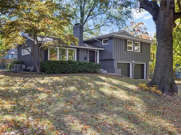 5809 W 78th St, Prairie Village, KS 66208