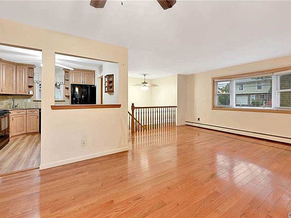 4th image of 260 Port Ave