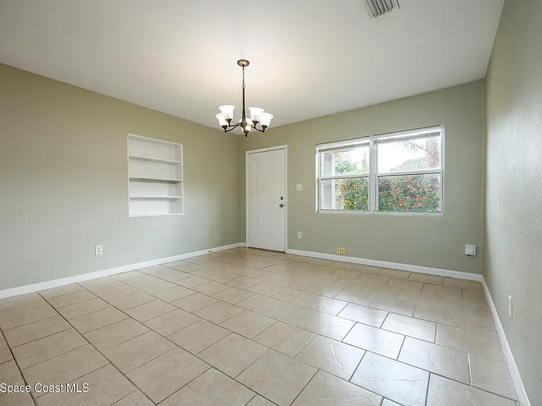 248 Laurel Oak St — Photo 5