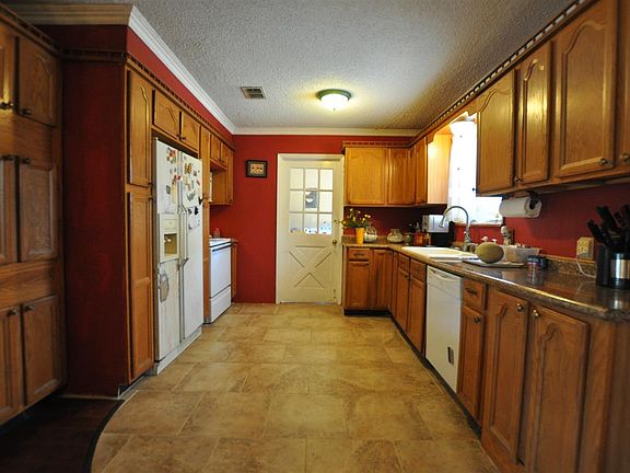 5th image of 1600 Clearwood Dr