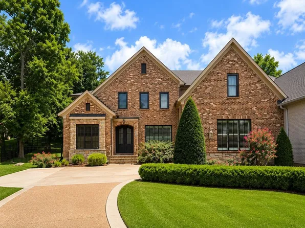 3700 Benham Ave, Nashville, TN 37215