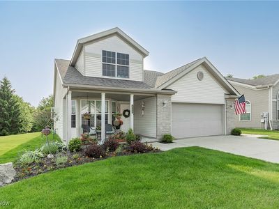 8729 Crestview Dr, Macedonia, OH, 44056