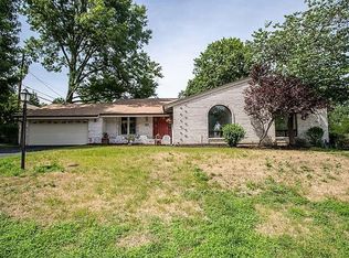 455 Flanders Dr, Saint Louis, MO 63122