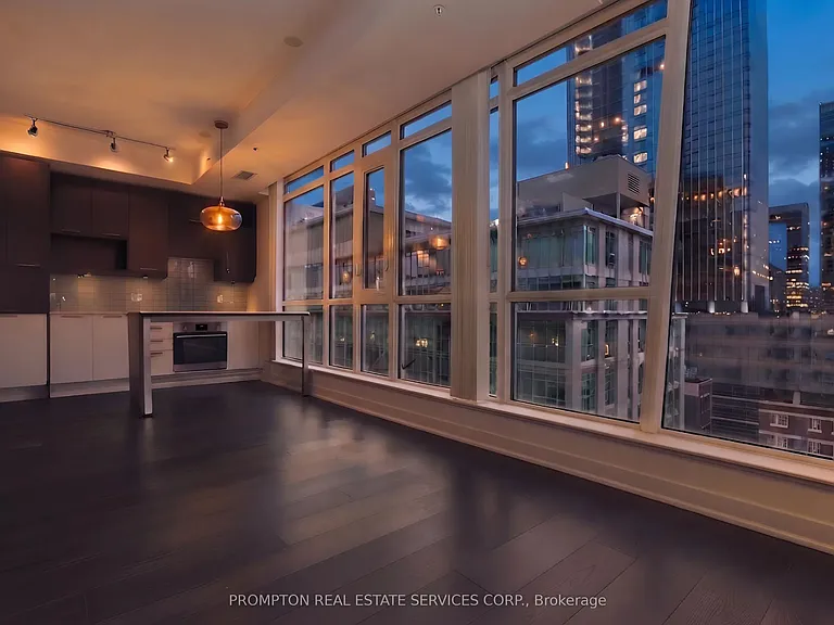 30 Nelson St #1107 — Photo 3