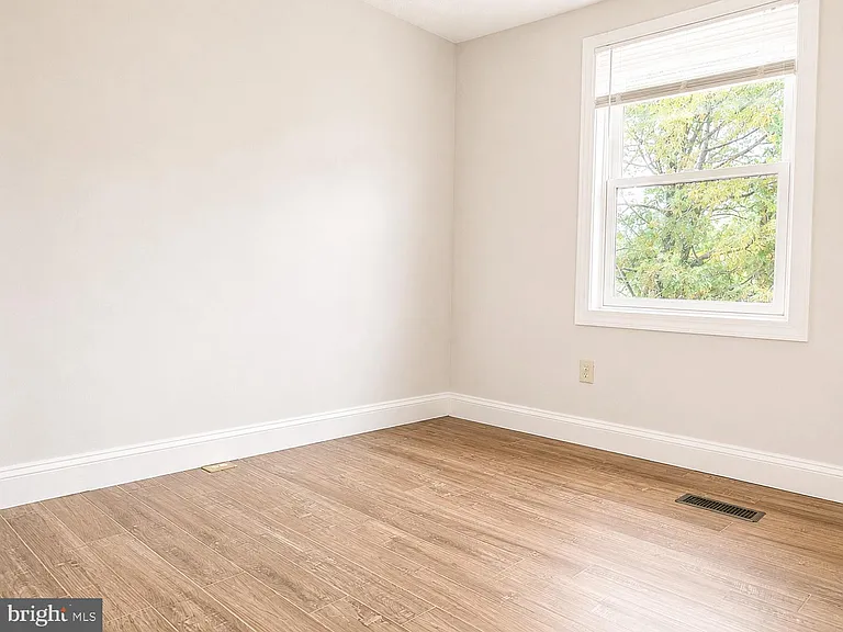 5559 Hecate Ct — Photo 14
