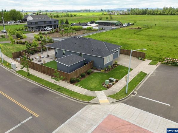 2802 Ben Brown Dr, Woodburn, OR 97071