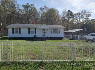 690 Rama Wood Dr, Concord, NC 28025