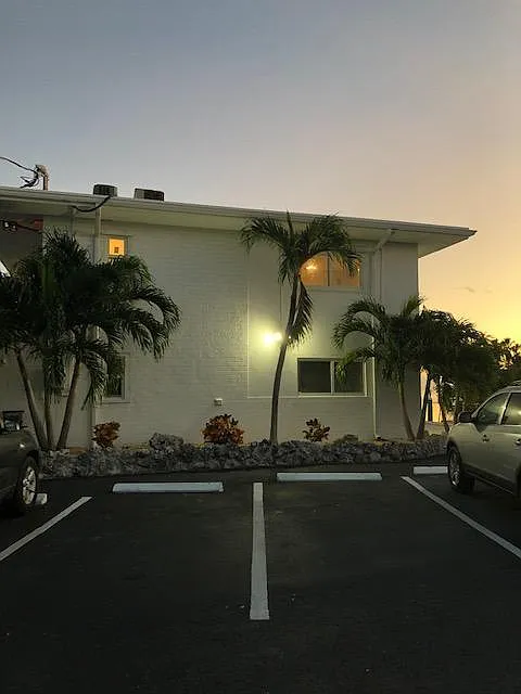 1 bed, 754 sqft, $2,550 — Photo 2