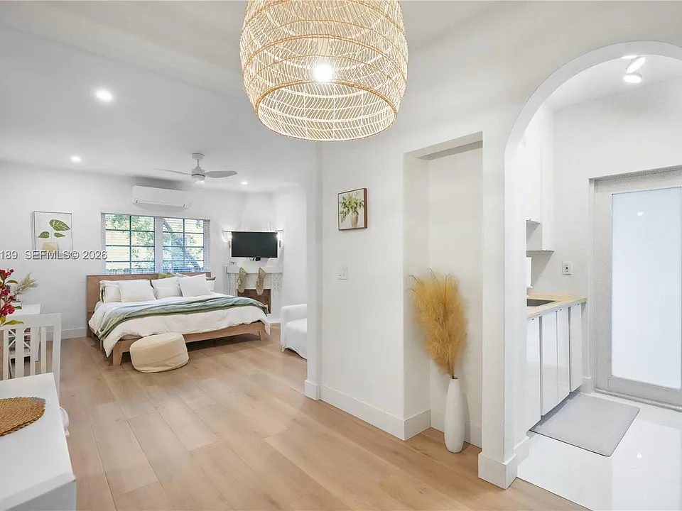 750 Espanola Way #6