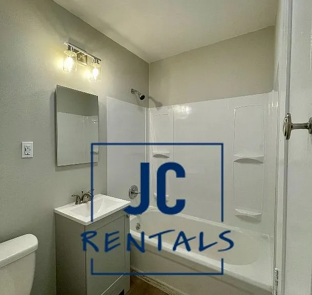 1522 Folsom Ave — Photo 5