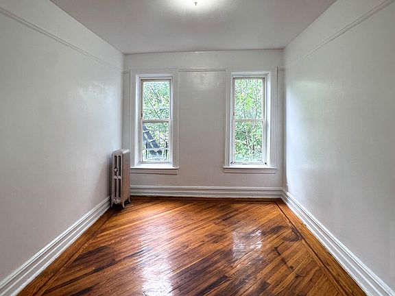 3rd image of 367 96th St #34