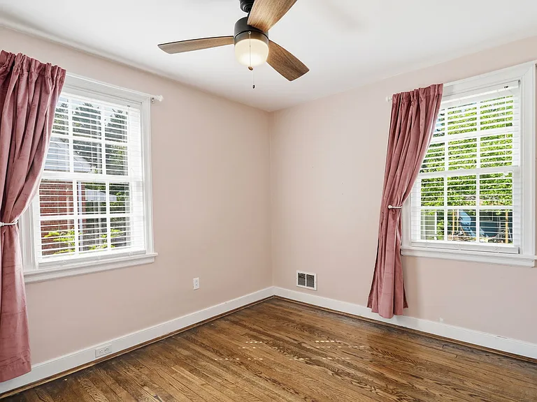6412 Monument Ave — Photo 14