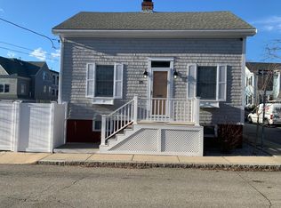 25 McAllister St, Newport, RI 02840