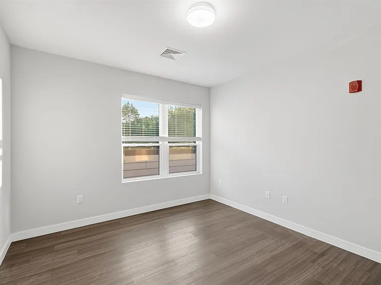 999 Hancock St #509 — Photo 12