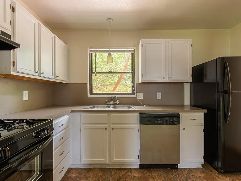 5514 Grover Ave — Photo 5