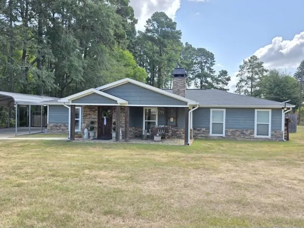 117 Frank Dr, Logansport, LA 71049