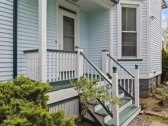Entry porch