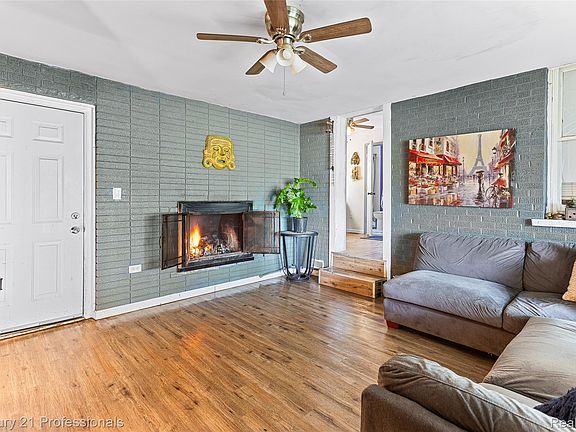 4th image of 3231 Spruce St
