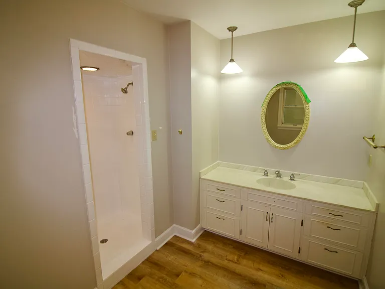 1502 Electric Rd SW — Photo 17