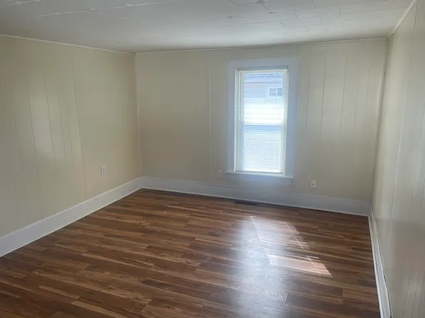 168 W 4th St S, Fulton, NY 13069