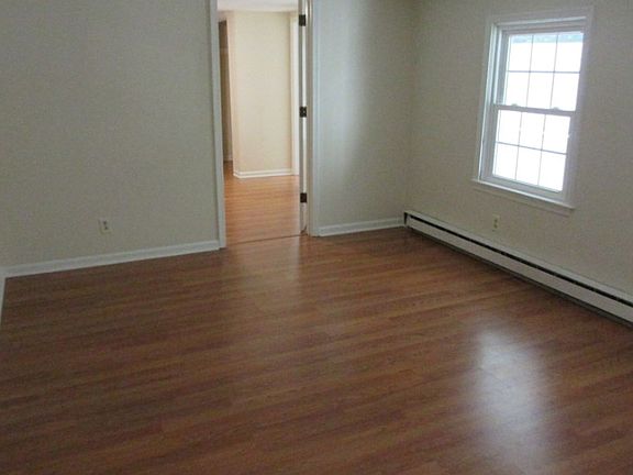 3rd image of 254 Stribling Ave APT C